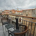 Szálloda Santa Clara Luxury Living Hriszí Aktí Haniá